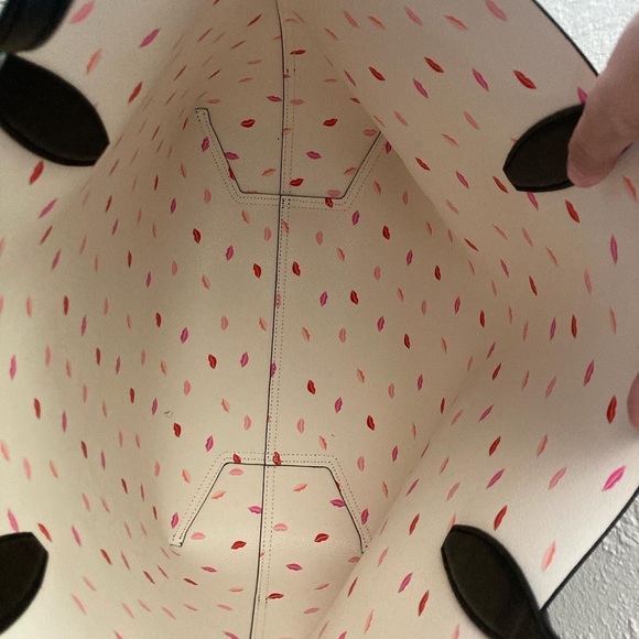 NWT Kate Spade x Minnie Mouse Tote - Picture 2 of 7